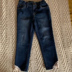 Girls Super Skinny Capris with lace bottom